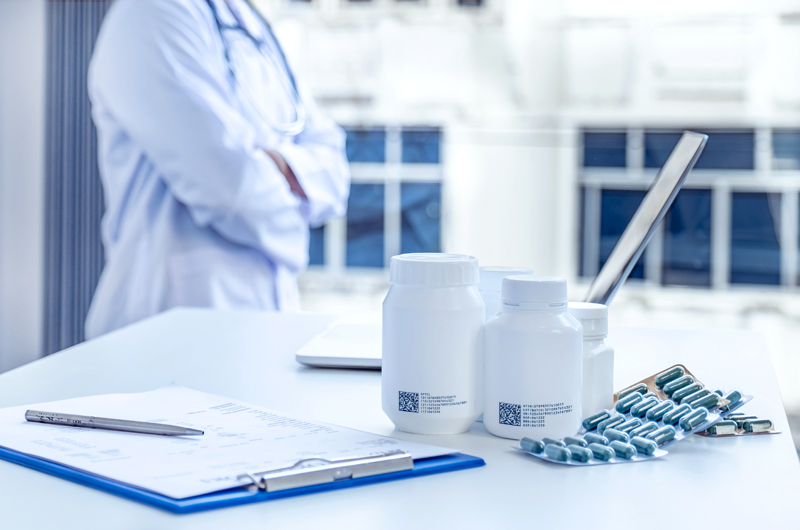 OPTEL_2D_Code_Pharmacist_Blisters_Bottles_Laptop_1977801977_800x530 OPTEL_2D_Code_Pharmacist_Blisters_Bottles_Laptop_1977801977_800x530